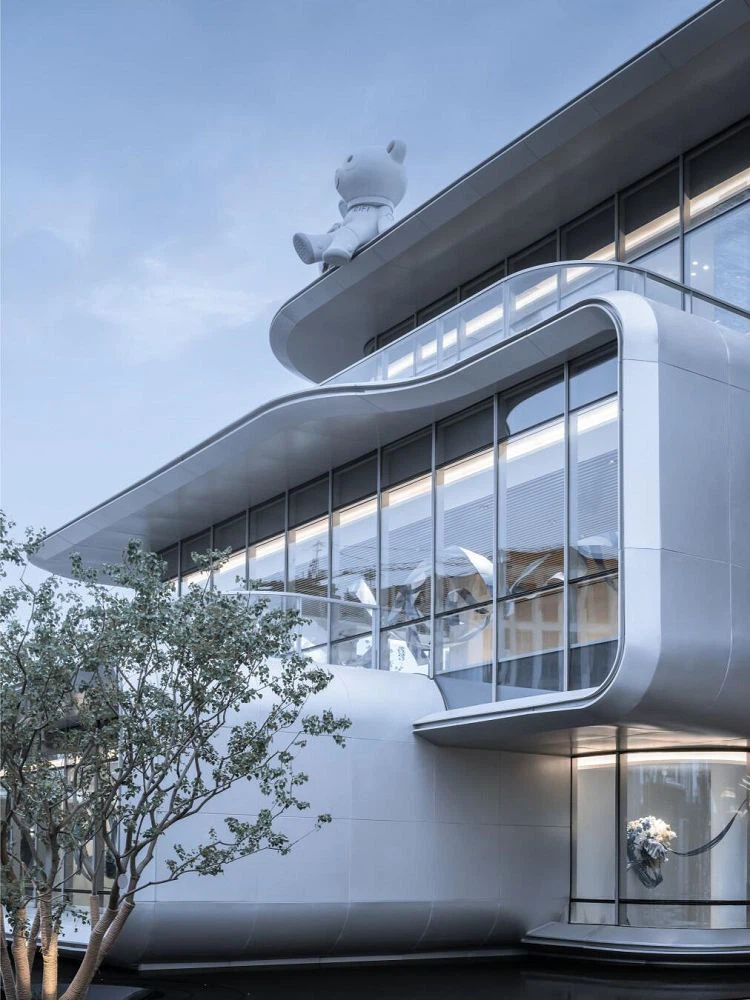 Алюминиевые занавесы высокого роста систем стенов